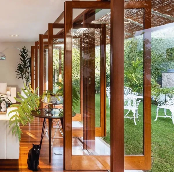 Esquadrias de Madeira